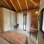 Casa De *