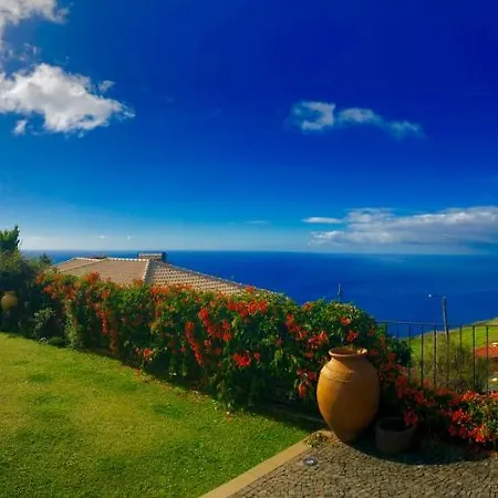 Casa De *
