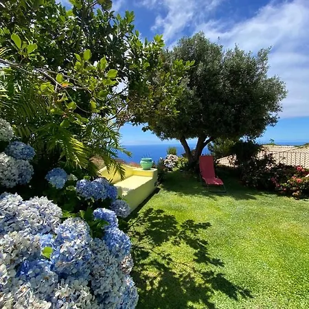 Casa De *