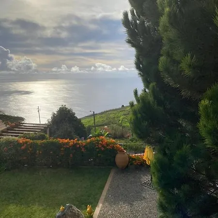Casa De *