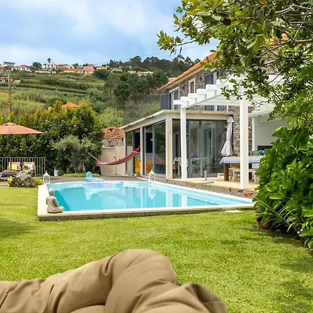 Casa De *