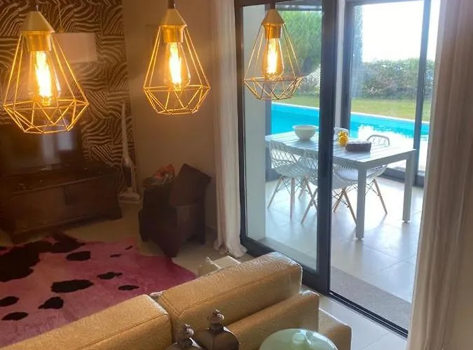 Casa De *